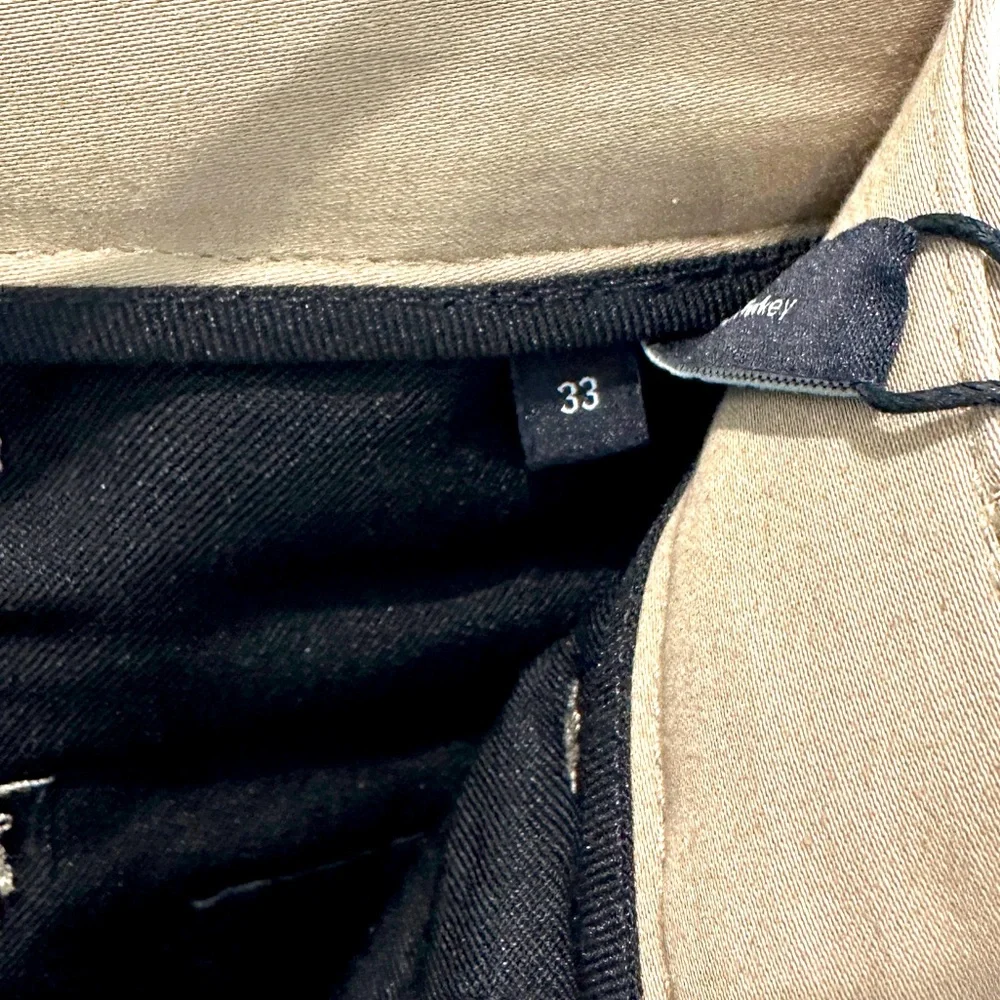 Theory Zaine Modern Chino Pant